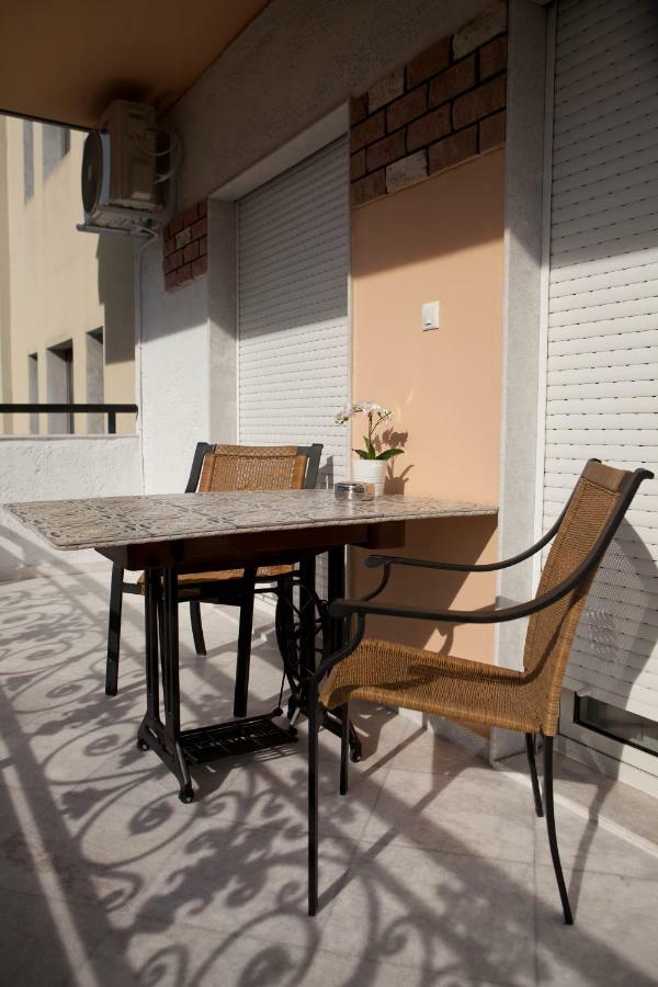 Apartmán New Stylish And Cozy House Near Metro Station Soluň Exteriér fotografie