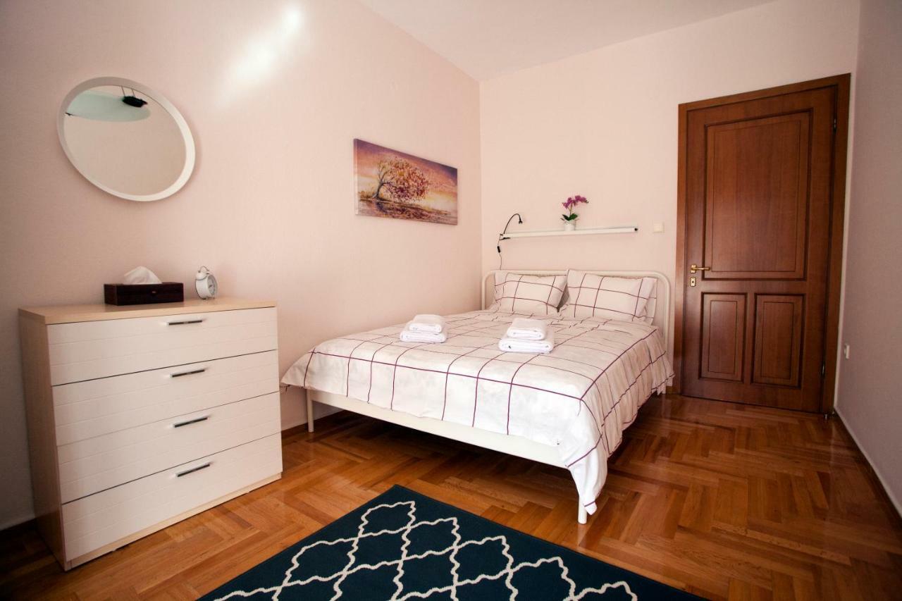 Apartmán New Stylish And Cozy House Near Metro Station Soluň Exteriér fotografie